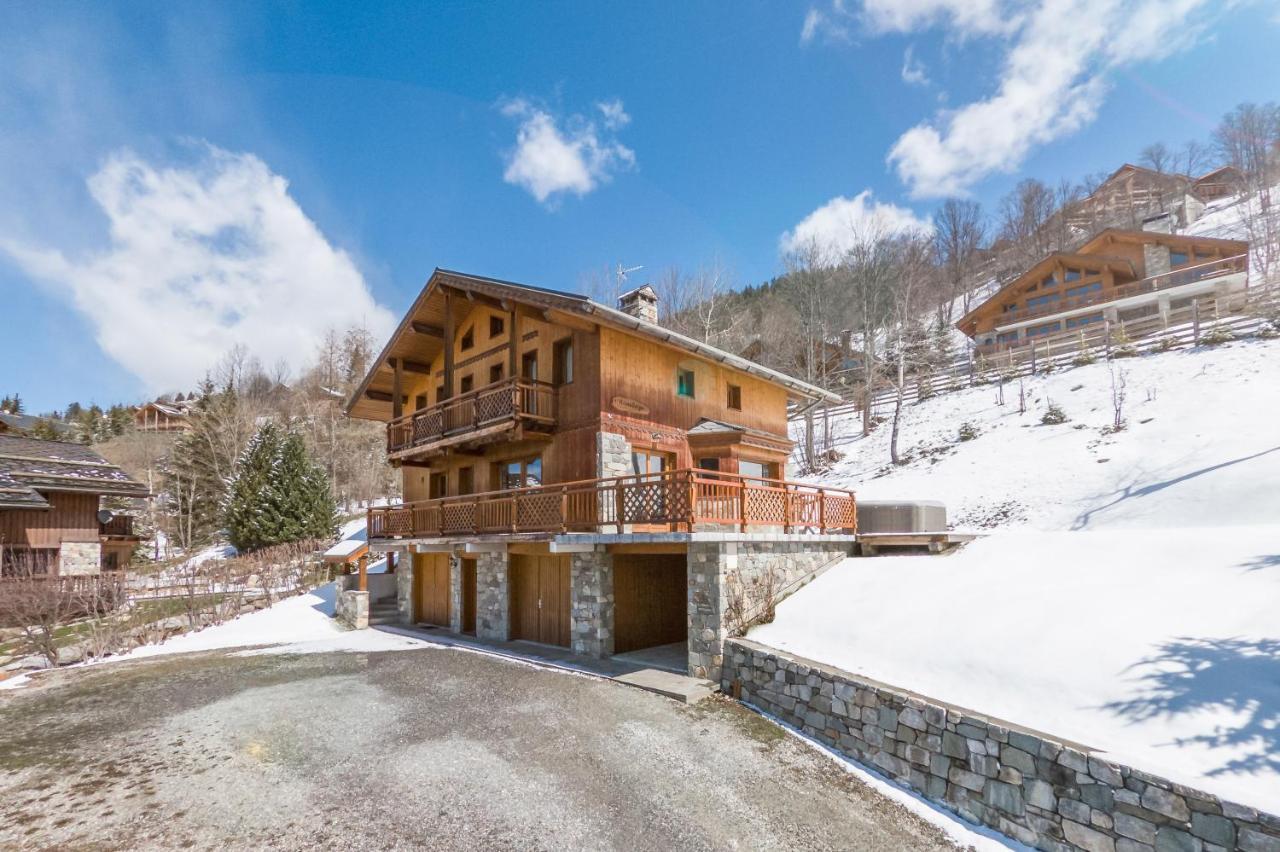 Chalet Himalaya , 10 Person Chalet With 5 Ensuite Bedrooms And Outdoor Jacuzzi In Meribel Centre Esterno foto