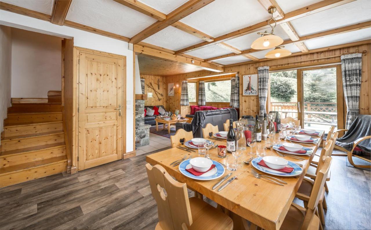 Chalet Himalaya , 10 Person Chalet With 5 Ensuite Bedrooms And Outdoor Jacuzzi In Meribel Centre Esterno foto